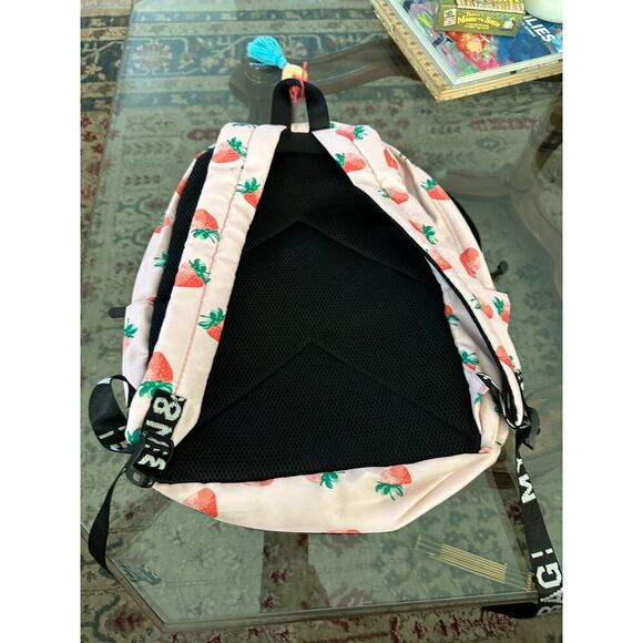 MIRLEWAIY Girl's Pink Strawberry Print School Backpack Bag - Picture 7 of 10